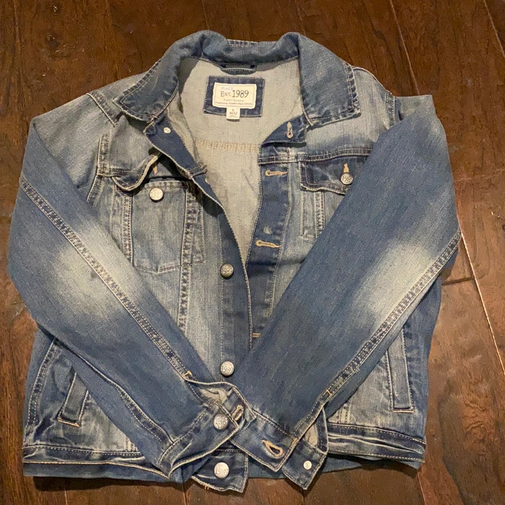 Children’s place jean jacket size 10/12